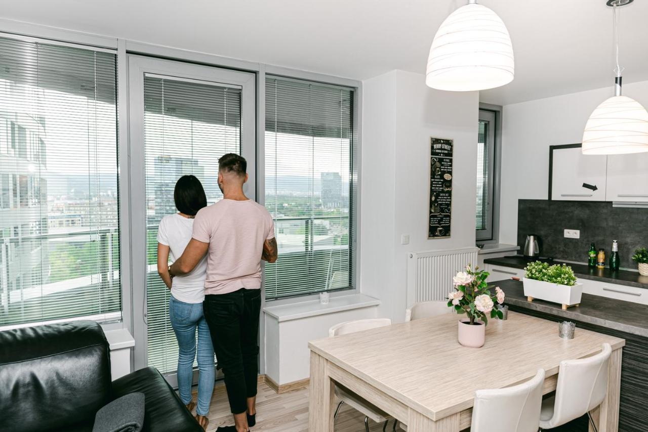 Slavic Spacious Apartmán *